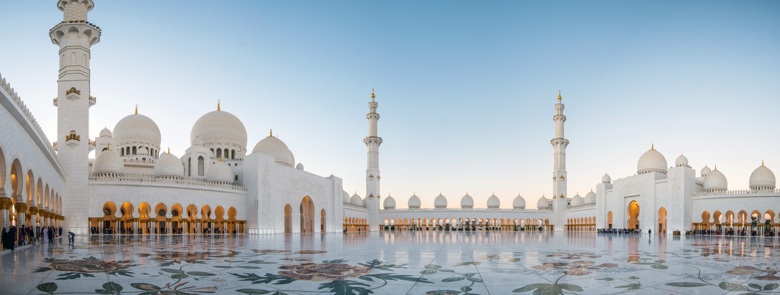 Abu Dhabi, UAE, 04 January 2018, Sheikh Zayed Grand Mosque in the Abu Dhabi, United Arab Emirates